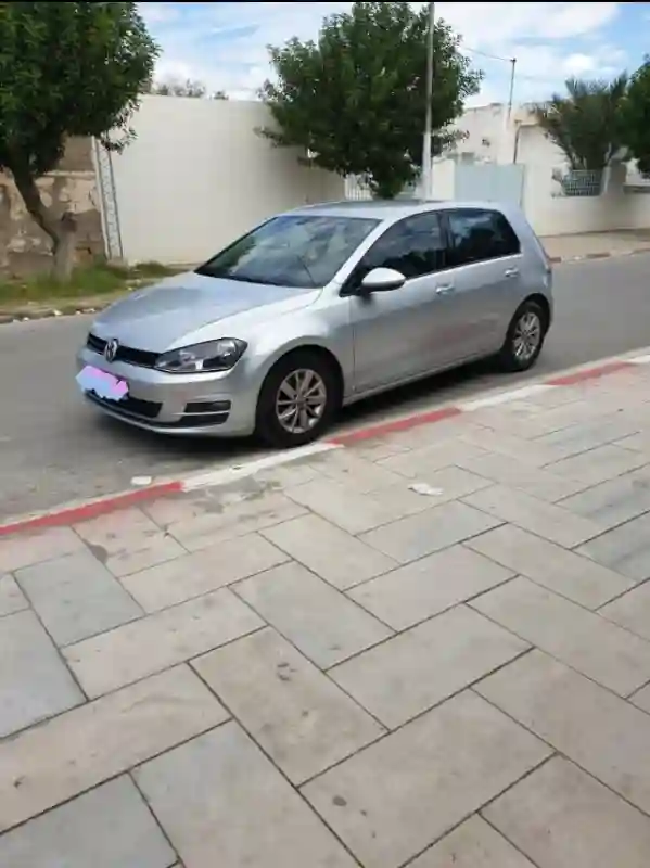 Volkswagen Golf 7 Essence 2016 - Vue 2