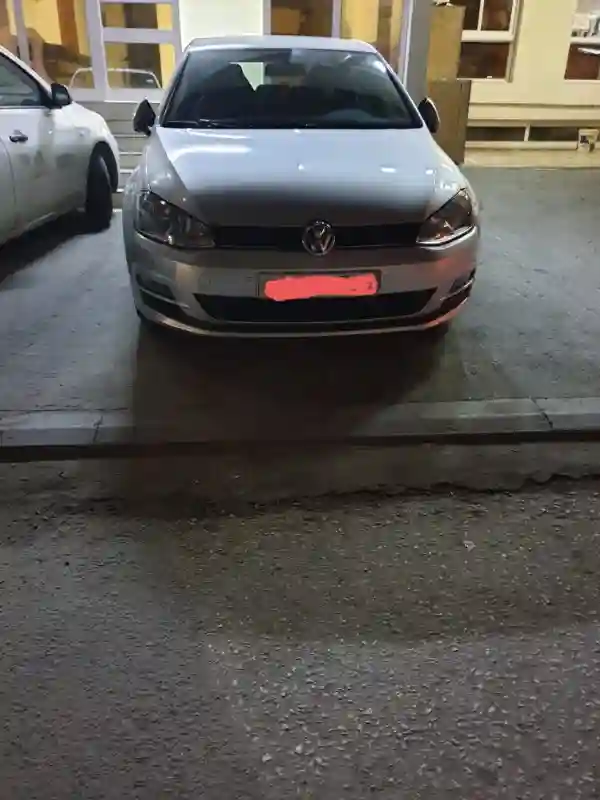 Volkswagen Golf 7 Essence 2016 - Vue 3