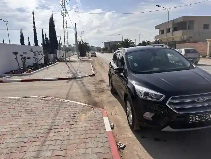 Belle Ford Kuga - Vue 1