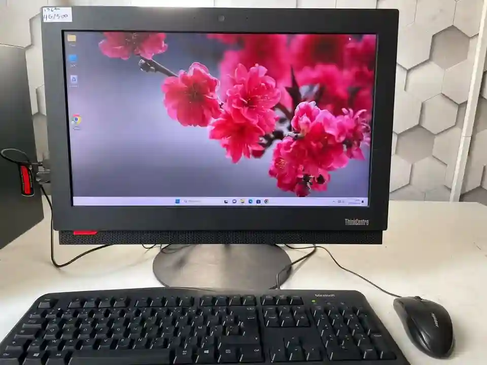 All in one Lenovo Thnik Centre i3 6éme Génération - Vue 2