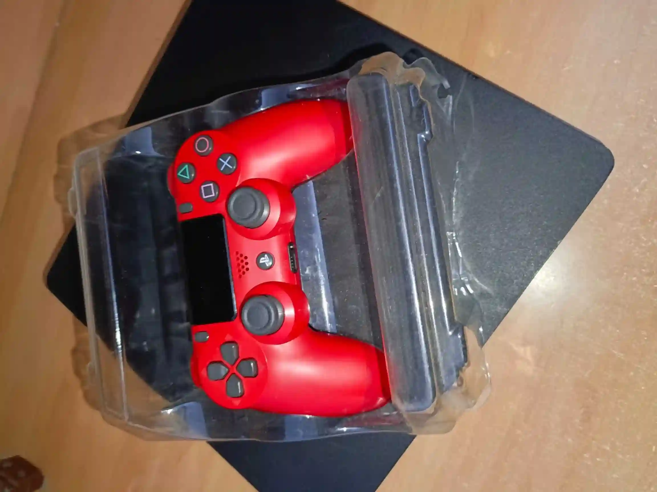 Ps4 Slim + Manette - Vue 5