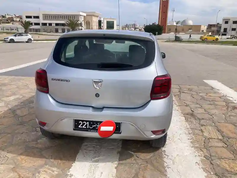Dacia Sandero Essence 2021 - Vue 6