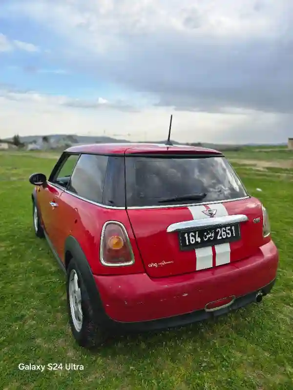 Mini B Essence 2010 - Vue 3