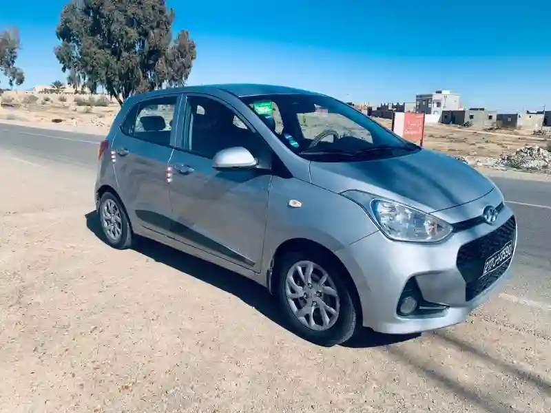 Hyundai I10 Essence 2021 - Vue 8