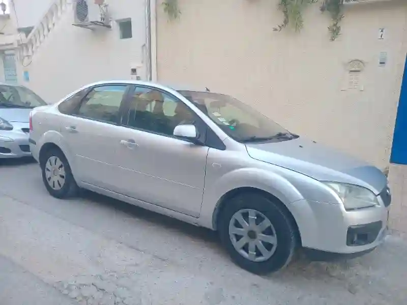 Ford Focus Essence 2006 - Vue 3