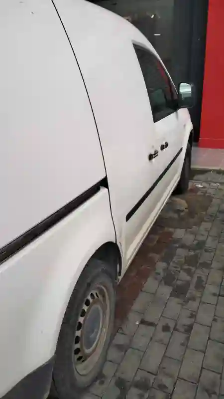 Volkswagen Caddy Diesel 2005 - Vue 6