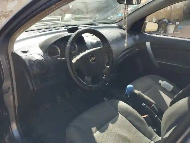 Chevrolet Aveo Essence 2014 - Vue 8