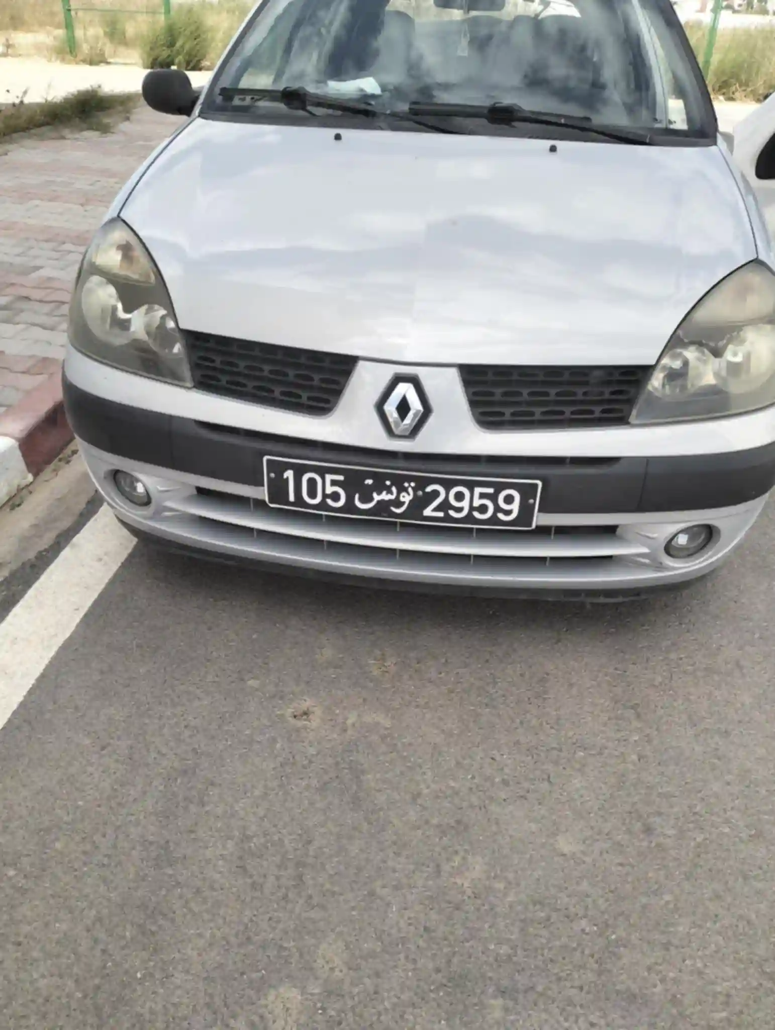 Très Belle Clio Excellente Etat à La Mannouba - Vue 1