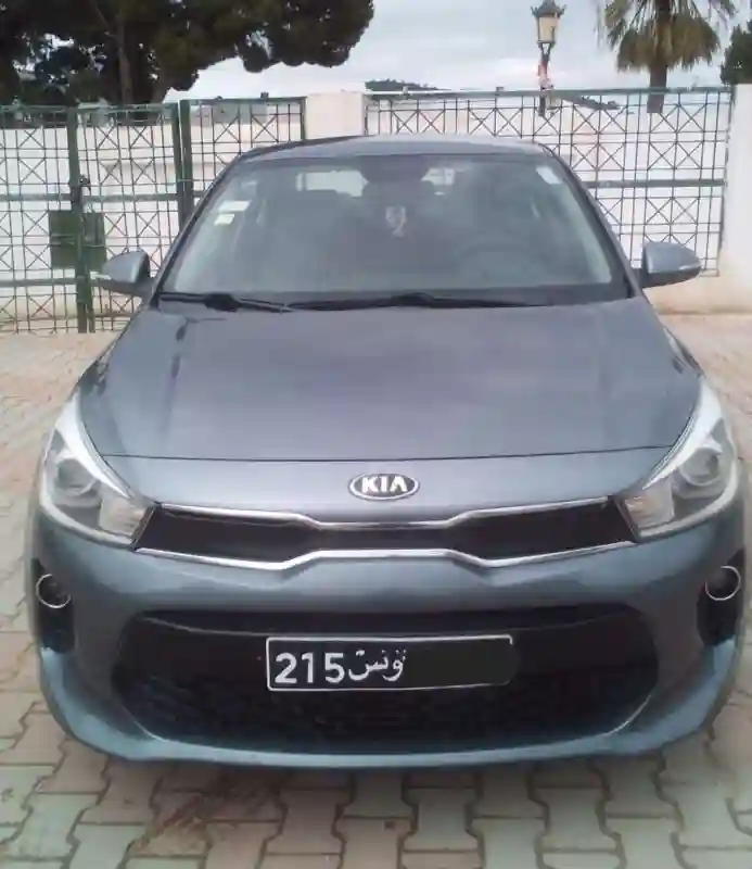 Kia RIO Essence 2020 - Vue 1