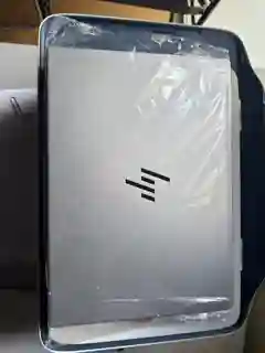 Pc Portable hp Elite Book 645 g11 à El Menzah - Vue 2