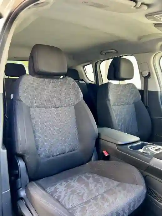 Peugeot 3008 Premium Blanc Nacré - Vue 4