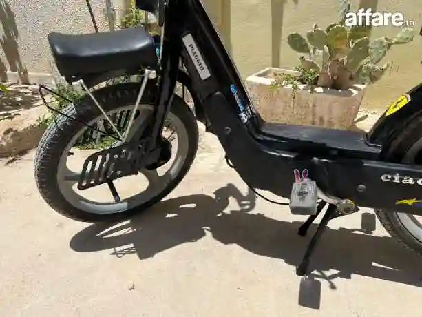 A Vendre Moto Presque Neuve - Vue 6