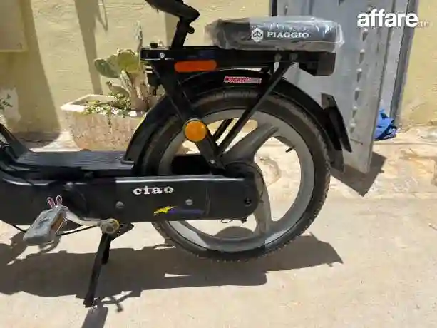 A Vendre Moto Presque Neuve - Vue 8