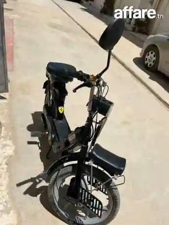 A Vendre Moto Presque Neuve - Vue 9