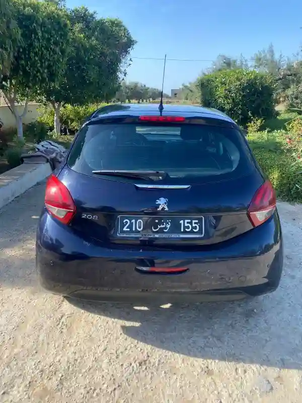 Peugeot 208 Essence 2019 - Vue 4