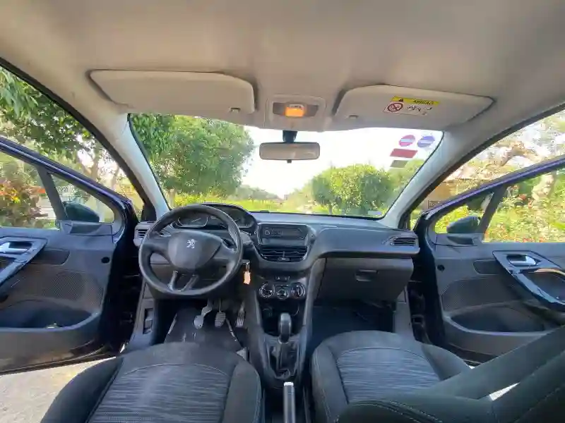 Peugeot 208 Essence 2019 - Vue 7