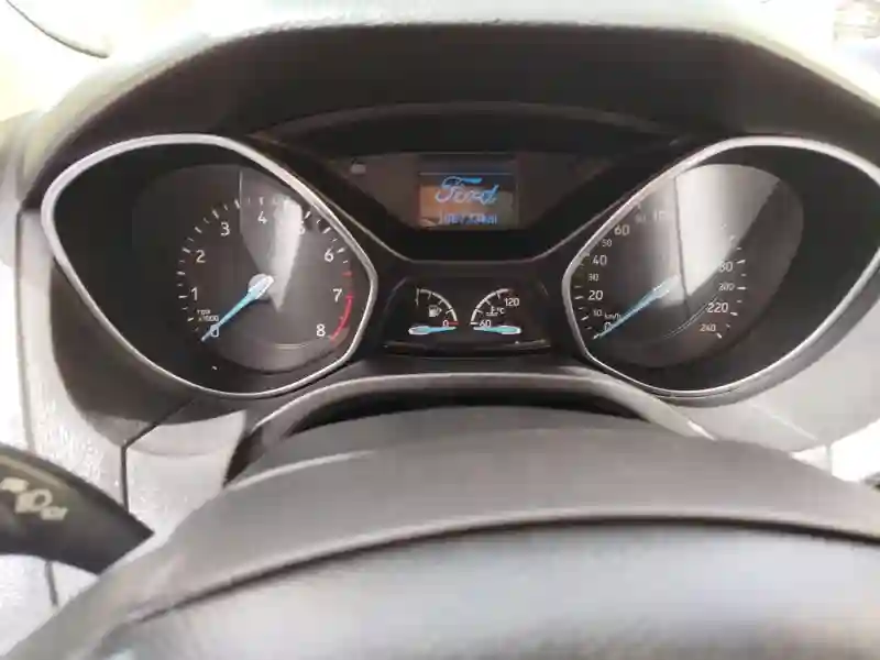 Ford Focus Essence 2016 - Vue 5