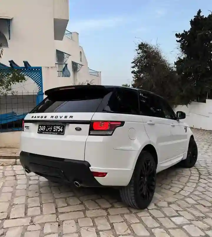 Range Rover Sport HSE Diesel 3L - Vue 4