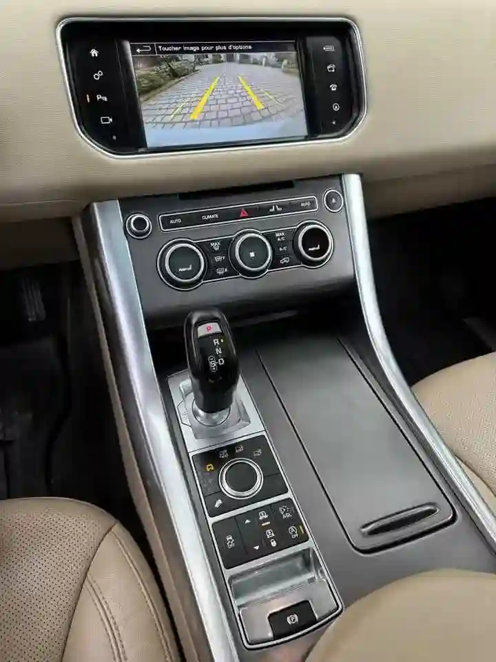 Range Rover Sport HSE Diesel 3L - Vue 9