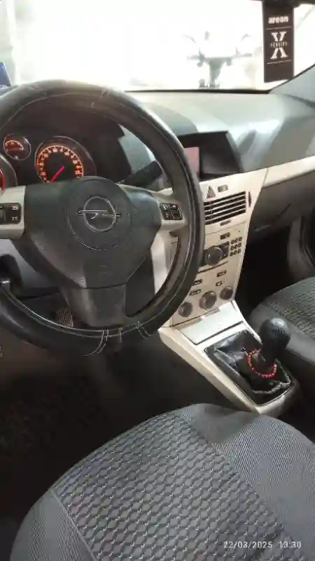 Opel Astra Diesel 2008 - Vue 6