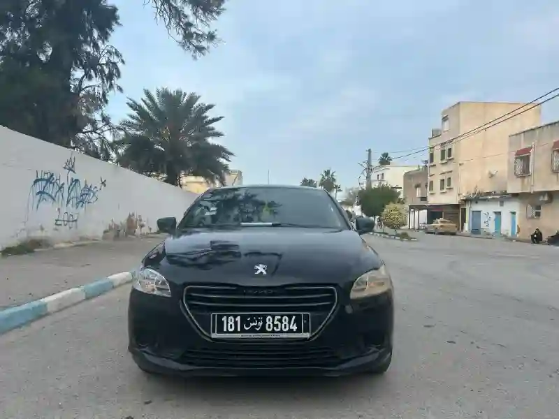Peugeot 208 Essence 2015 - Vue 4