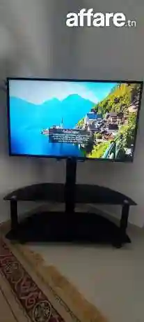 Vente TV LG 43" UHD Smart WEB OS Avec Table Support - Vue 1