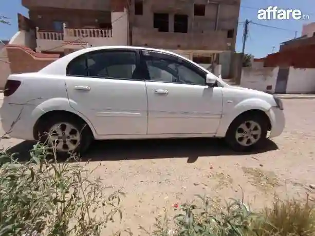 KIA RIO Gazoil 18000 DT - Vue 2