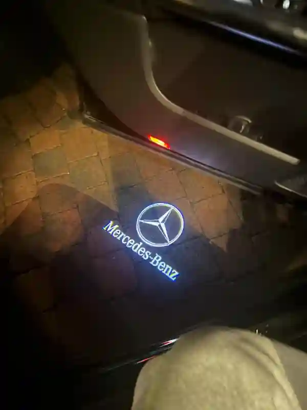 Mercedes Classe Gla Essence 2021 - Vue 4