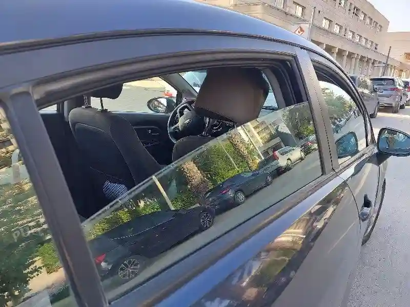Kia RIO Essence 2016 - Vue 1