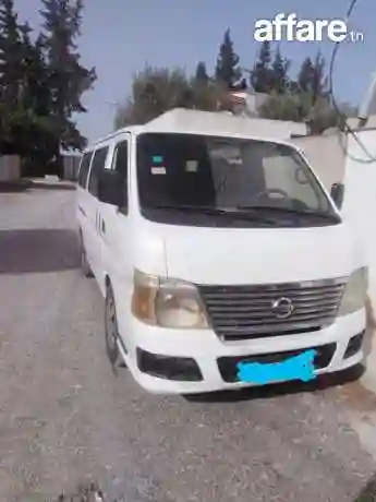Nissan Urvan - Vue 3
