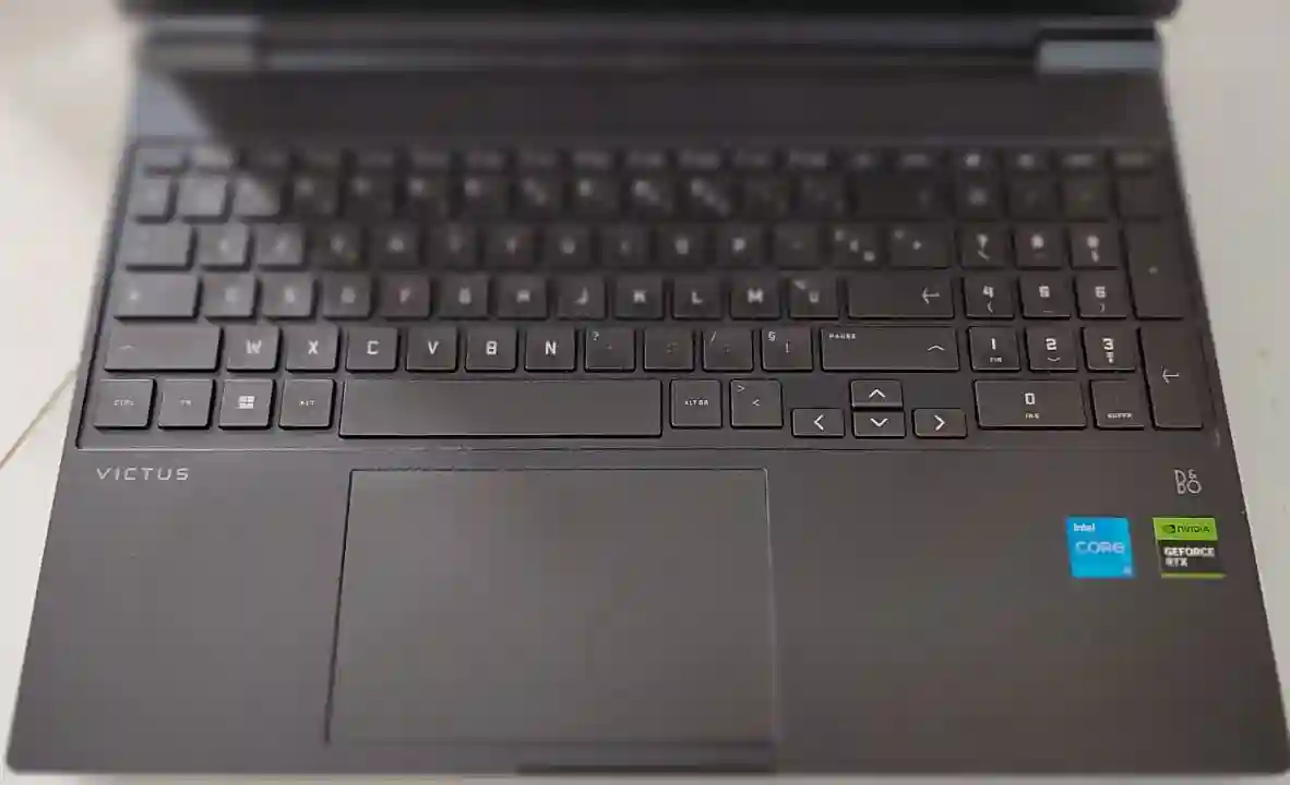Victus Gaming Laptop 15 Fa1007nk 9u175ea à La Soukra - Vue 2