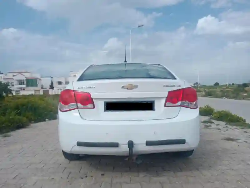 Chevrolet Cruze Essence 2012 - Vue 5