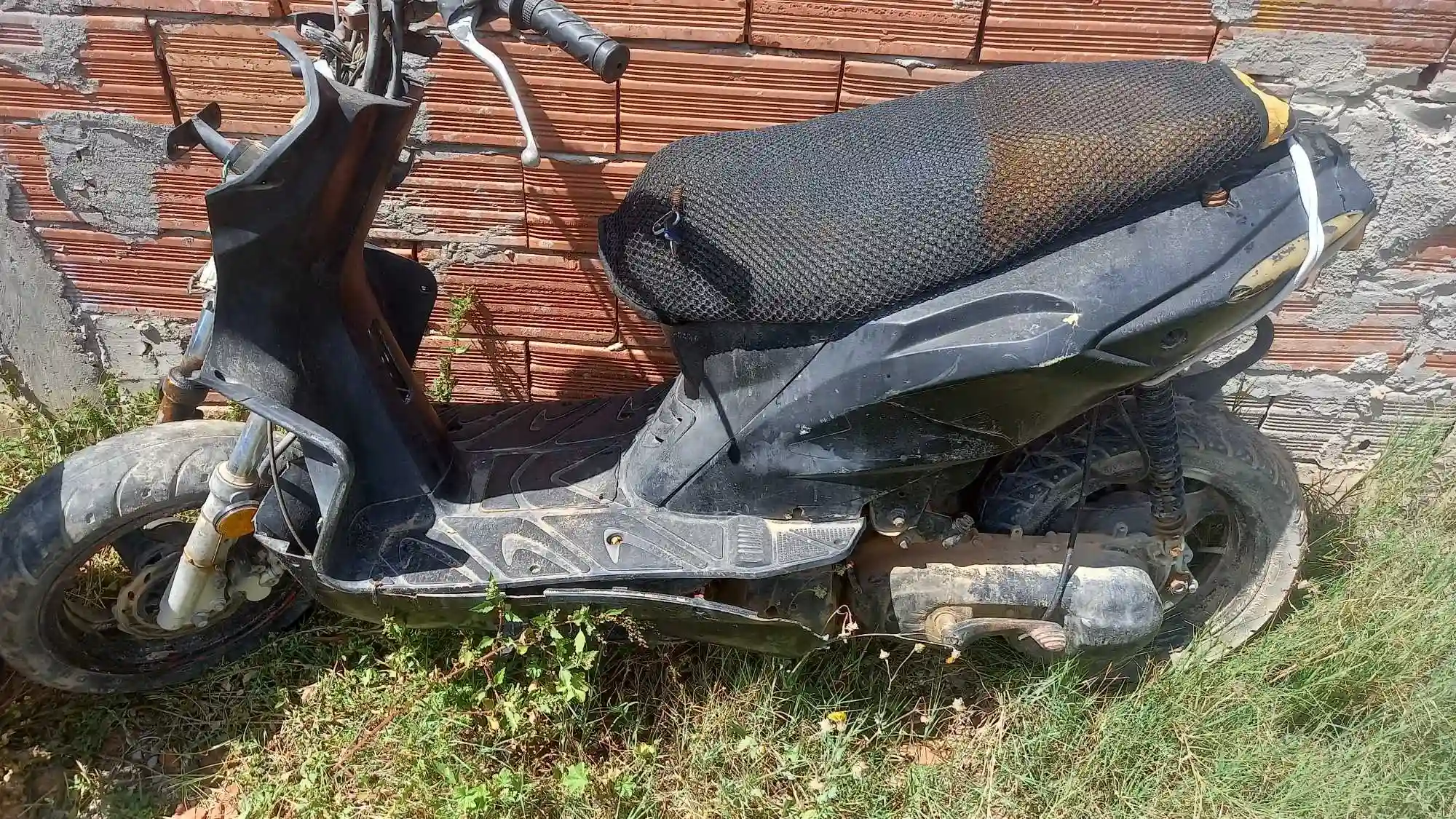 3 Scooter et Velo en Panne à Vendre Chila Bila - Vue 1