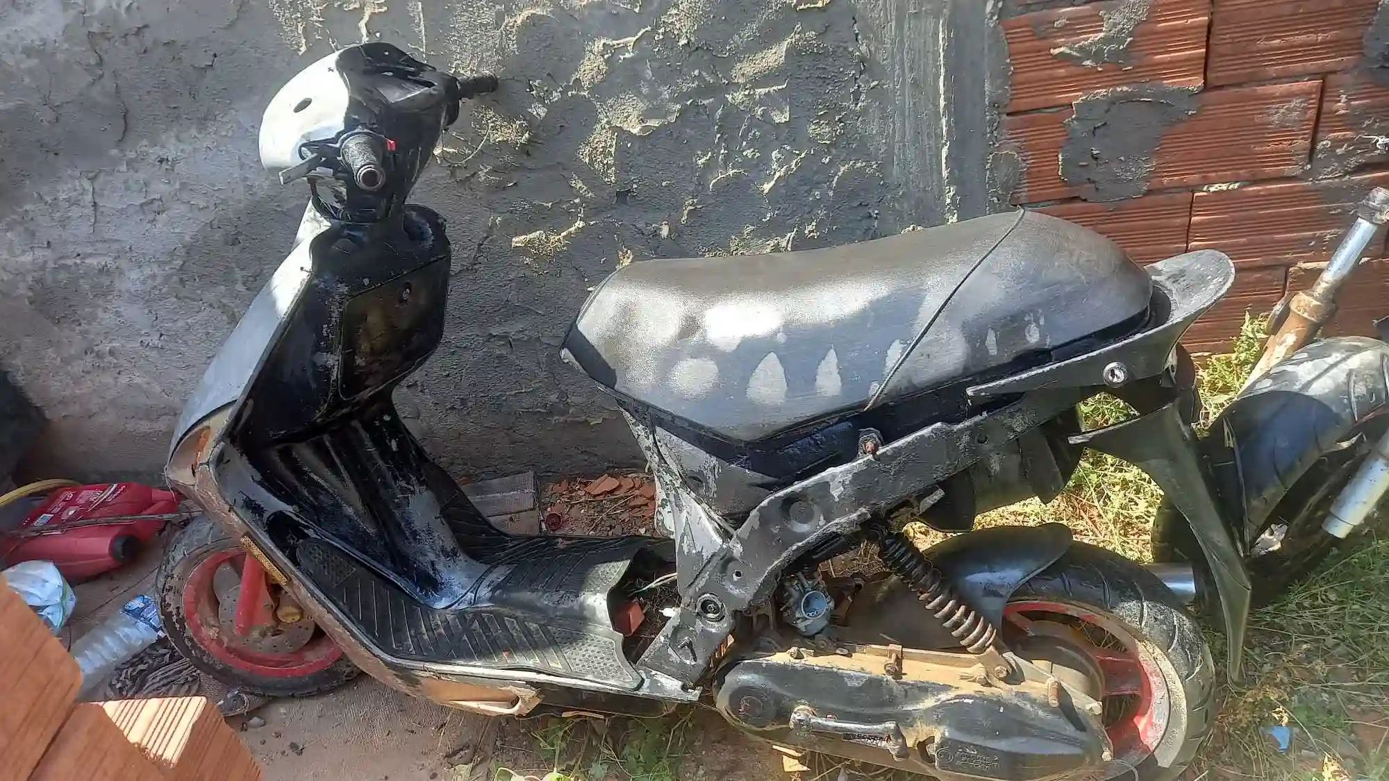 3 Scooter et Velo en Panne à Vendre Chila Bila - Vue 2