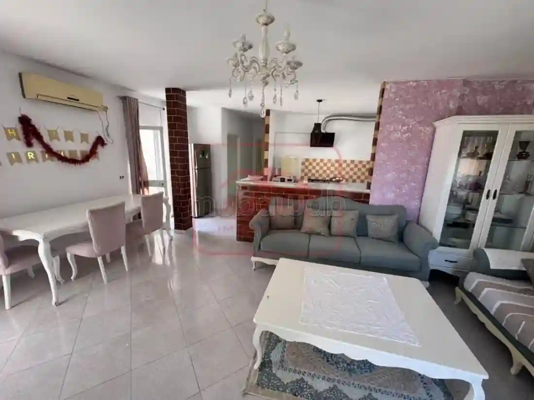 A Louer Etage de Villa Meublé Au Début De Corniche - Vue 1