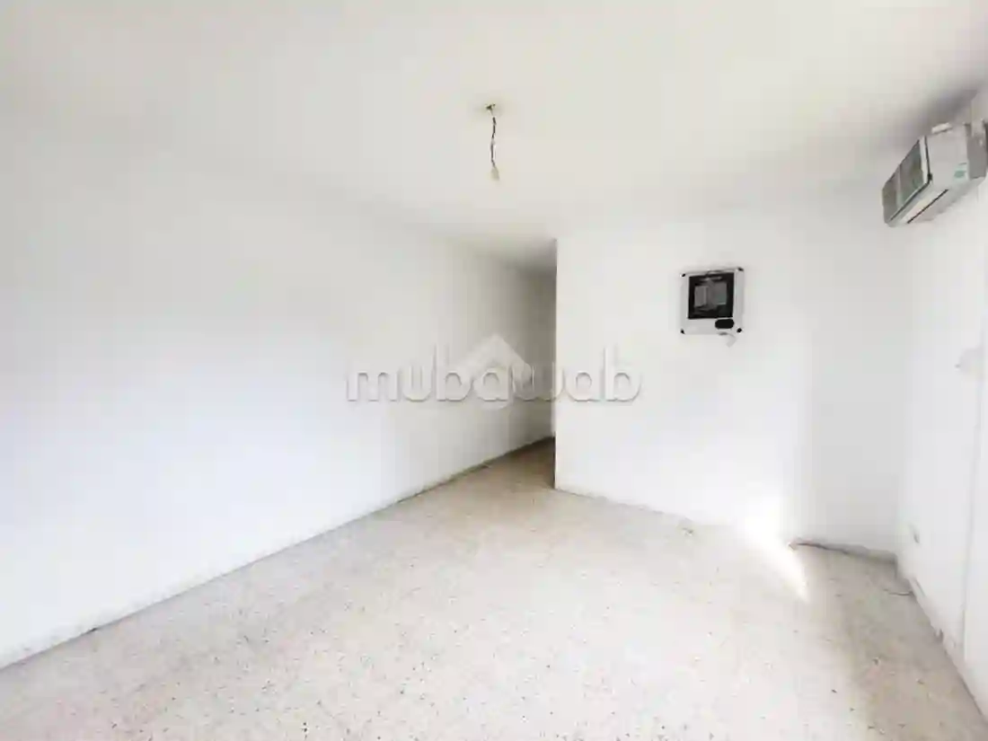 Studio en Vente - Vue 3