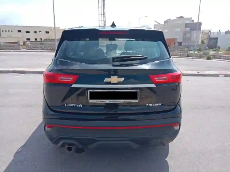 Chevrolet Captiva Essence 2022 - Vue 3