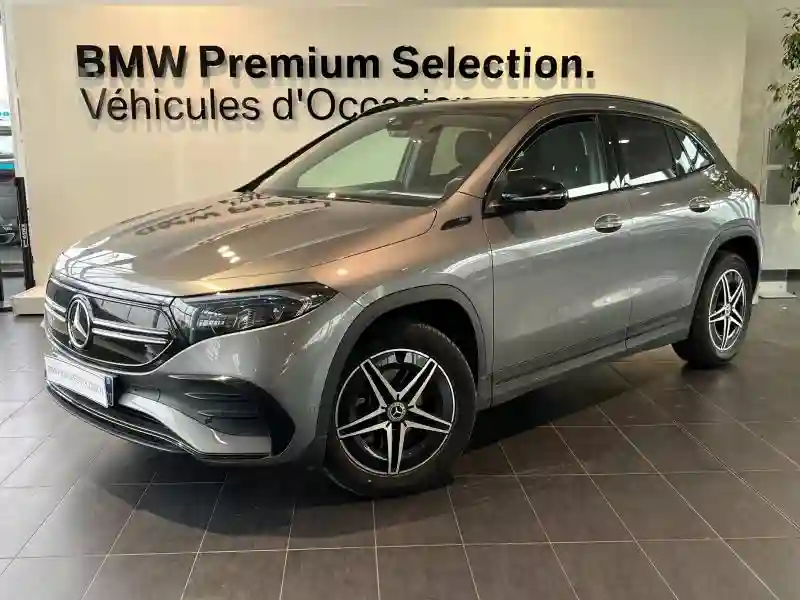 Mercedes Benz eqa 250 amg Line 2022 à Cite Hedi Nouira - Vue 3