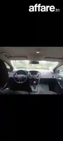 Ford Focus Titanium 1ère Main - Vue 3