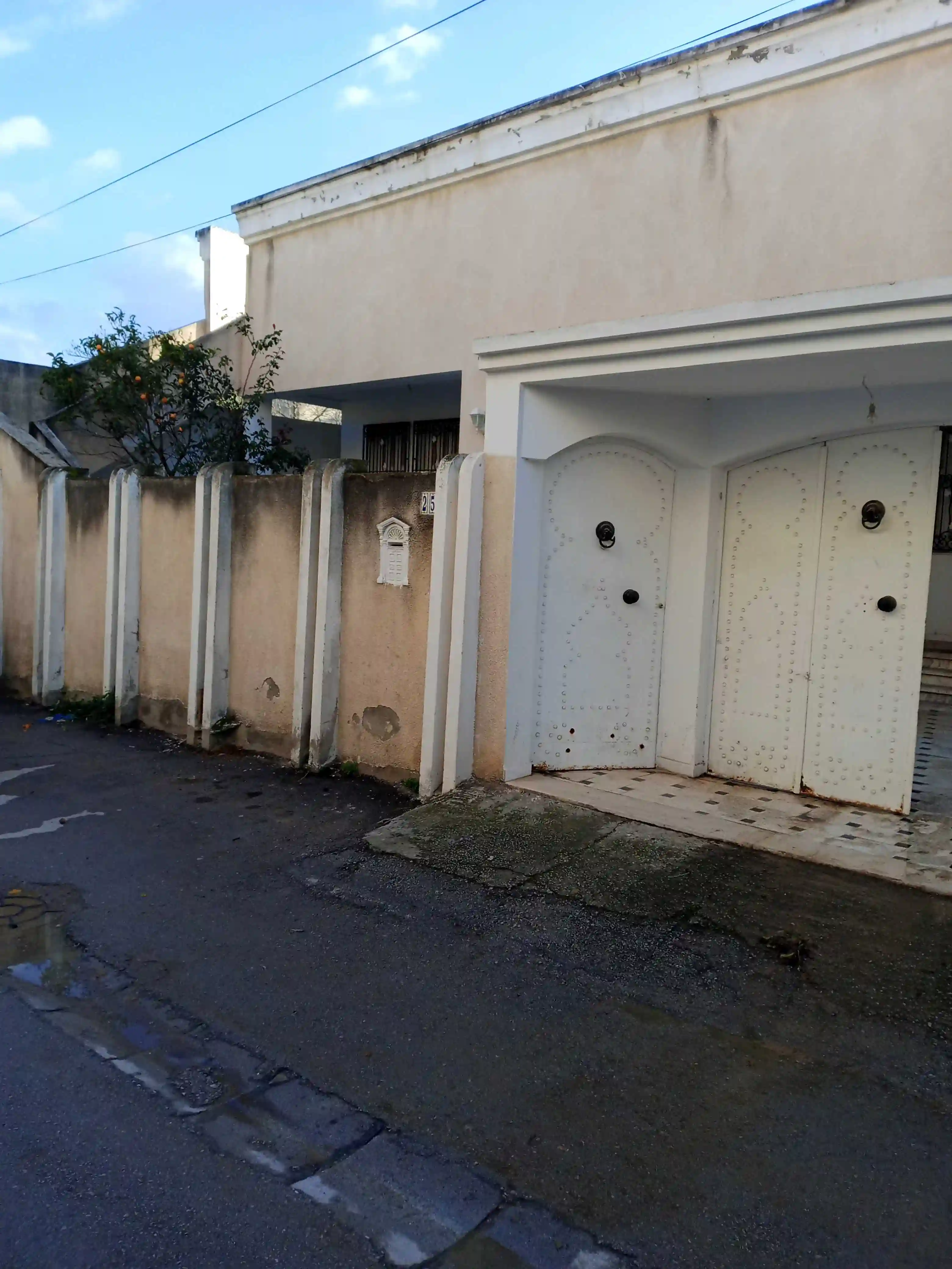 Villa Independante Borj Louzir Ezzahra à Cite Borj Louzir - Vue 3
