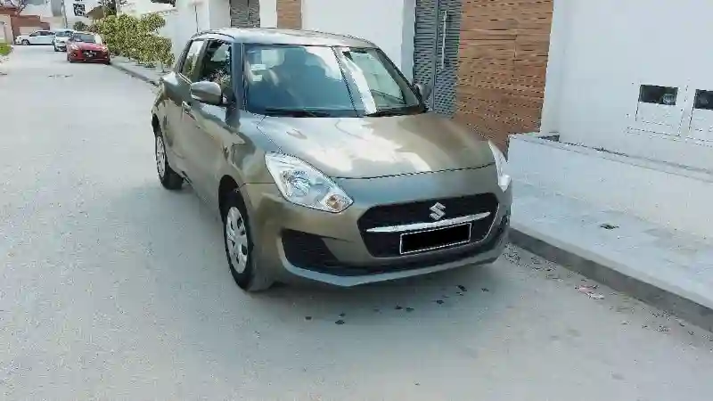 Suzuki Swift Essence 2021excellent Etat Premiere Main - Vue 4