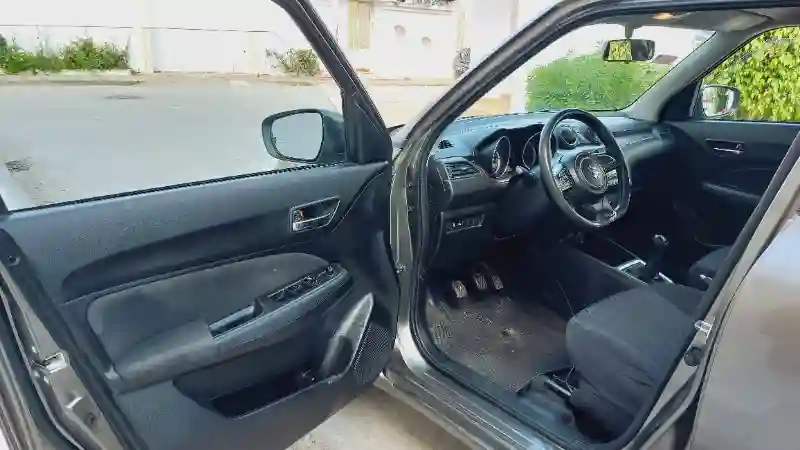Suzuki Swift Essence 2021excellent Etat Premiere Main - Vue 7