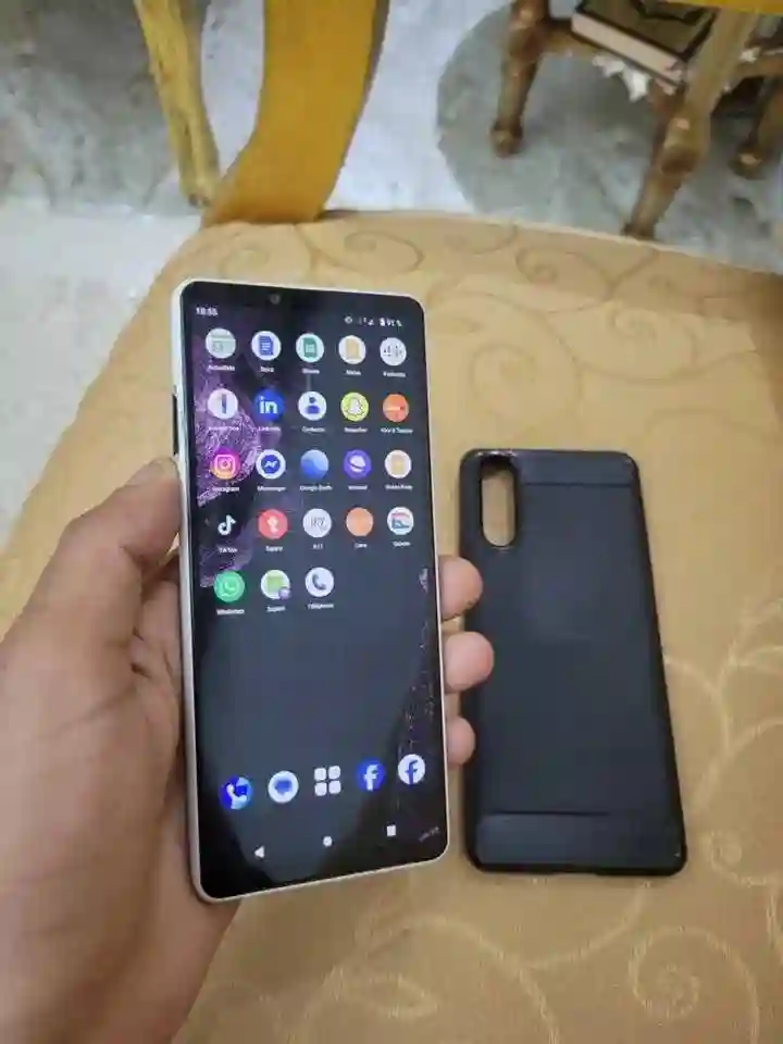 Sony Xperia 10 ||| - Vue 5