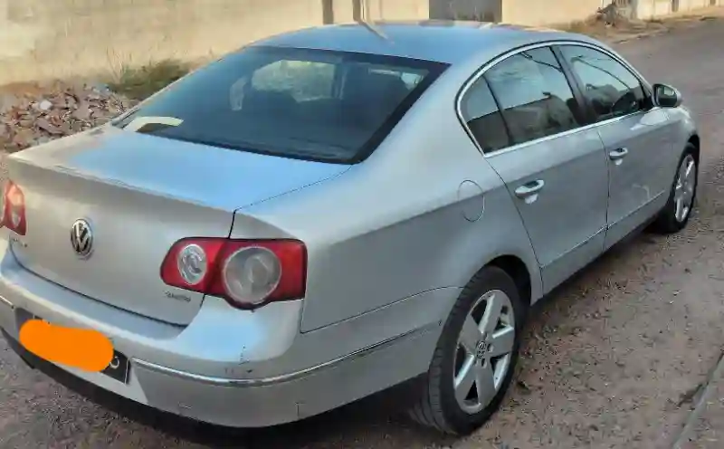 Volkswagen Passat Essence FSI 2006 - Vue 6