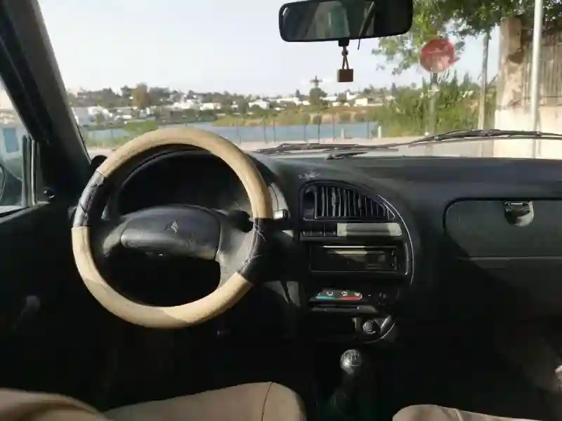 Citroen Saxo Essence 1999 - Vue 3