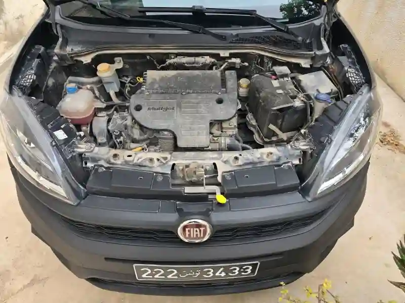 Fiat Doblo Diesel 2021 - Vue 3