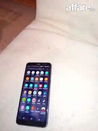 A Vendre Samsung Galaxy A8 (duos) - Vue 4