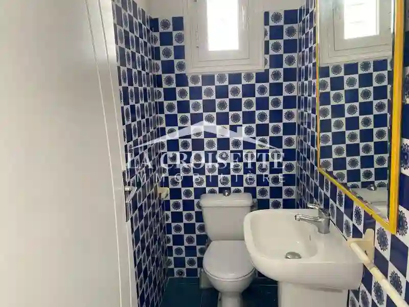 Villa s+5 à Carthage Mvl16910