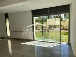 Villa s+6 Avec Piscine aux Jardins de Carthage Mvl1370