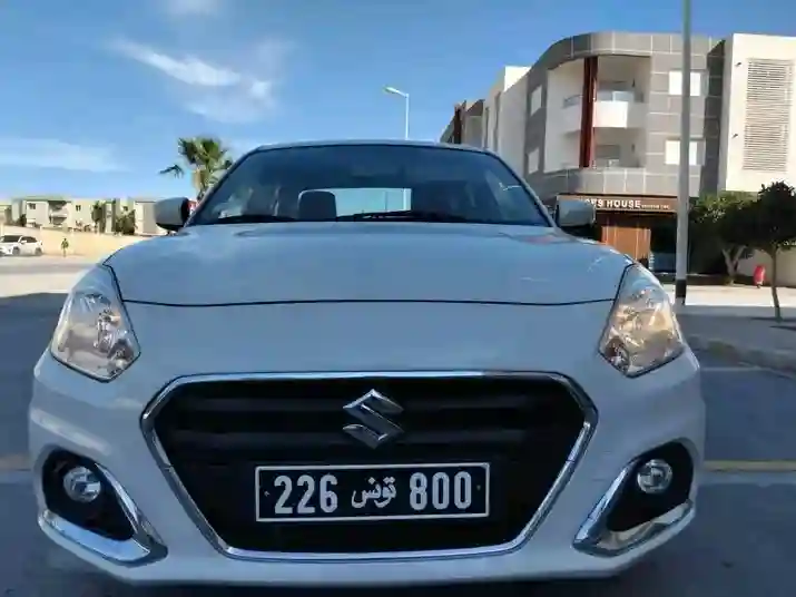 Suzuki Dzire GL EN État Neuf - Vue 6
